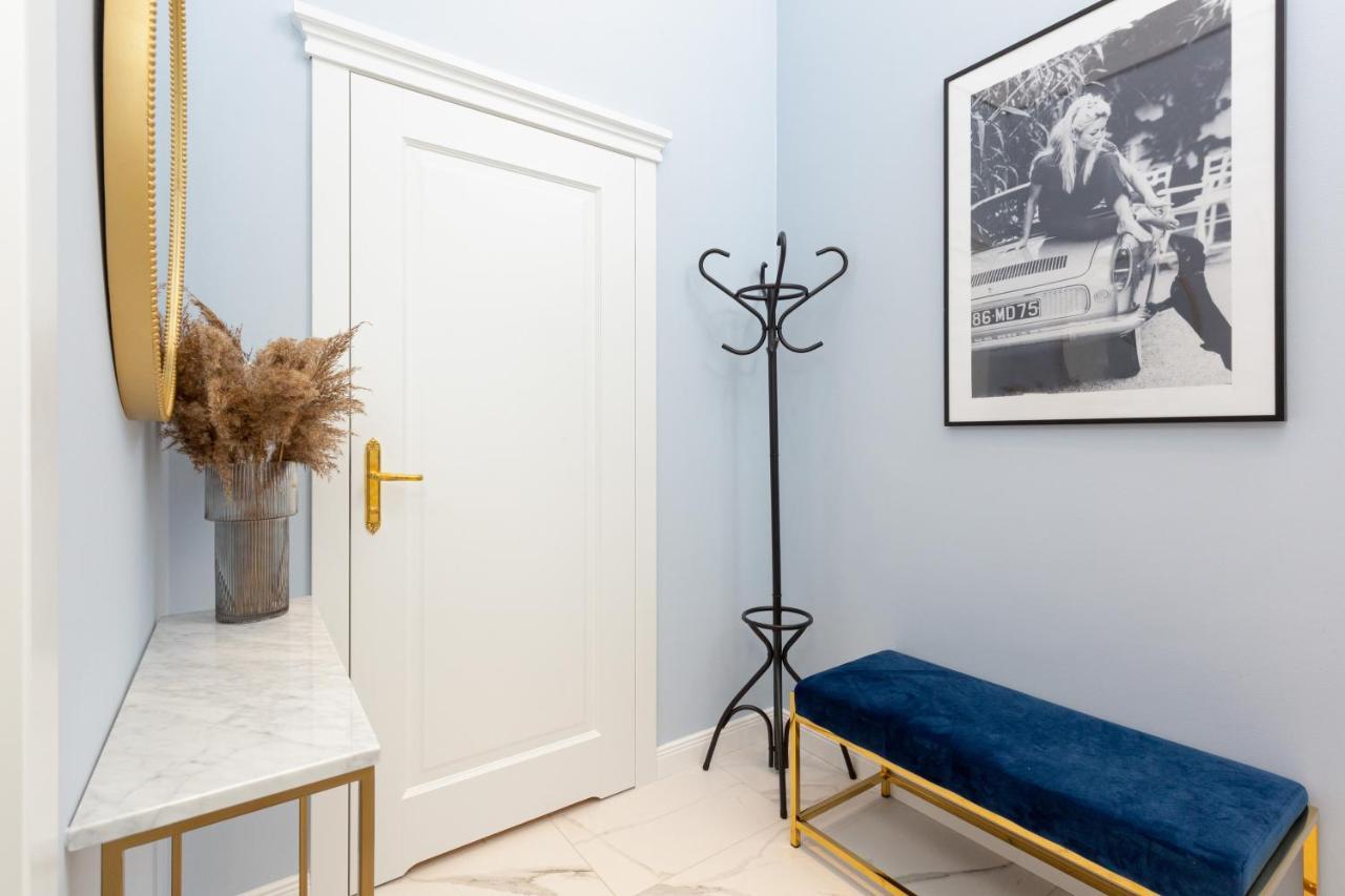 Lux Golden Apartment Praga Kepna By Renters Prestige Варшава Екстериор снимка