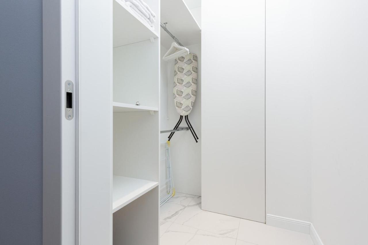 Lux Golden Apartment Praga Kepna By Renters Prestige Варшава Екстериор снимка